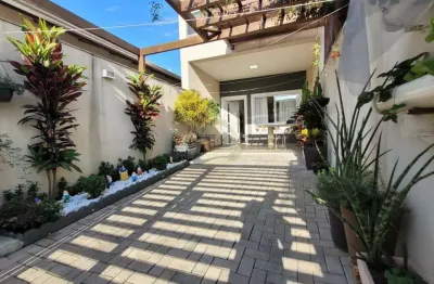 Casa em condomínio fechado com 2 quartos à venda na rua 424 (d2), 531, morretes, itapema por r$ 820.000