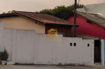 Casa com 3 quartos à venda na Vila Teixeira, Salto 