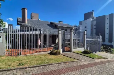 Casa com 3 quartos à venda na Rua Palmeiras - D, 97, Centro, Chapecó