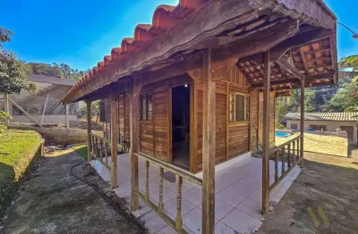 Chácara / sítio com 3 quartos à venda na Estrada Cond Vale Das Aguas, 100, Vila Pedágio, Alumínio