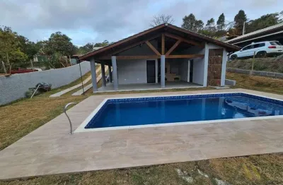 Chácara 1000m²  com piscina e vista em mairinque – acesso fácil pela castelo - cód. ch560