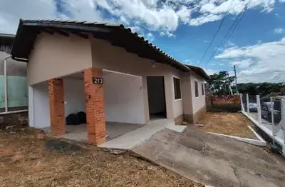 Casa de esquina com dois dormitórios na rua didi pacheco bairro colina- guaíba