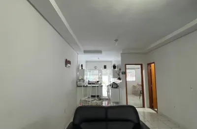 Casa aconchegante 2 quartos com  suíte no Residencial Santa Fé
