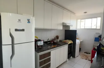 Apartamento flora park i - 3 quartos, 1 suíte, planejados na cozinha e sacada.