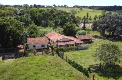 Fazenda com 1 sala à venda na Avenida B, Zona Rural, Jussara