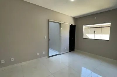 Casa à venda na Rua Luzilândia, Parque Amazônia, Goiânia