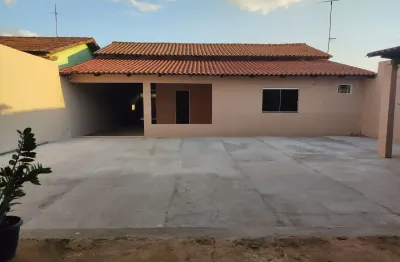 Casa com 3 quartos à venda na Rua 11, Residencial Cândido Queiroz, Aparecida de Goiânia