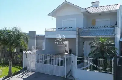 Casa com 3 quartos à venda na Rua Professora Irani Reuter, 103, Castelo Branco, Santa Cruz do Sul