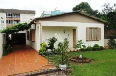 Casa com 3 quartos à venda na Avenida João Pessoa, 660, Santo Inácio, Santa Cruz do Sul