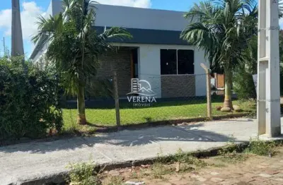 Casa de esquina com 03 dormitórios no arroio grande