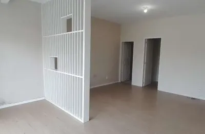Ponto comercial para alugar na Rua Paulino L. Machado, Kobrasol, São José