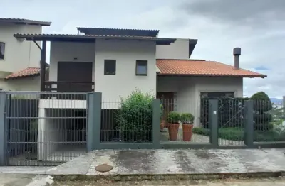 Casa com 4 quartos à venda na Rua Mário Estevão dos Santos, Ponta de Baixo, São José