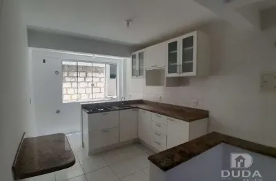 Apartamento com 2 quartos para alugar na Rua Assis Brasil, Ponta de Baixo, São José