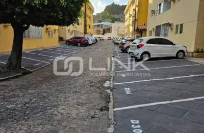 Apartamento com 3 quartos para alugar na Rua Doutor Roland Simon, Jatiúca, Maceió