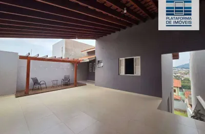 Casa com 3 dormitórios à venda, 190 m² por R$ 870.000,00 - Jardim Primavera - Bragança Paulista/SP