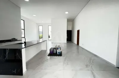 Casa a venda com 260m  com 3 suites no condomínio ibi aram 1, itupeva-sp
