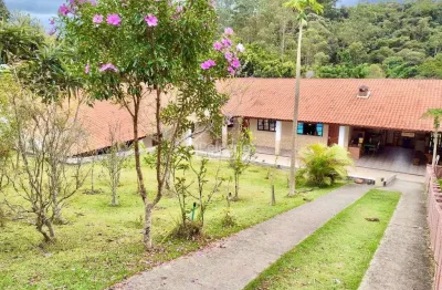 Chácara / sítio com 4 quartos à venda na Nazaré Paulista, 6, Santa Luzia, Nazaré Paulista por R$ 480.000