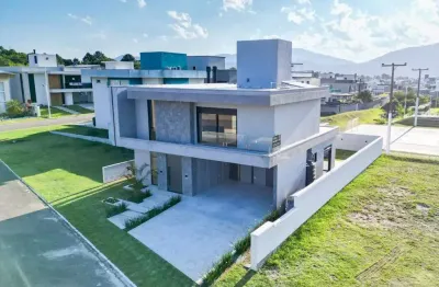 Casa para Venda em Florianópolis, São João do Rio Vermelho, 4 dormitórios, 4 suítes, 6 banheiros, 4 vagas
