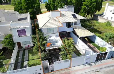Casa para Venda em Florianópolis, São João do Rio Vermelho, 2 dormitórios, 2 suítes, 3 banheiros, 2 vagas