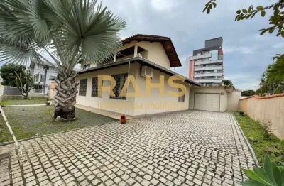 Casa com 3 quartos à venda na Rua Alagoas, 269, Anita Garibaldi, Joinville