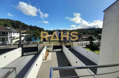 Casa com 3 quartos à venda na Rua Fernando Drefahl, 001, São Marcos, Joinville