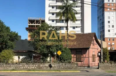 Casa comercial com 2 salas à venda na Rua Dona Francisca, 934, Saguaçu, Joinville