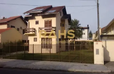 Casa no bairro américa em joinville - rahs imobiliária