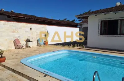 Casa com 3 quartos à venda na Rua Osvaldo Cruz, 317, Boa Vista, Joinville