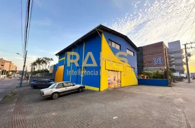 Barracão / Galpão / Depósito com 5 salas para alugar na Rua Rui Barbosa, 1775, Costa e Silva, Joinville