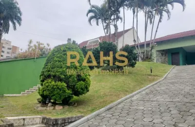 Casa com 3 quartos à venda na Rua Presidente Prudente de Moraes, 406, Santo Antônio, Joinville