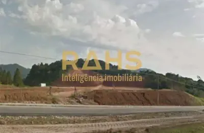Terreno de 60.000 m² na br 101 com 127,85 m de frente