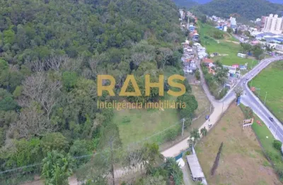 Terreno de 31.000 m² na divisa de camboriú e balneário camboriú