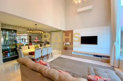 Casa com 3 quartos à venda na Rua Minas Gerais, 2450, Nova Brasília, Joinville