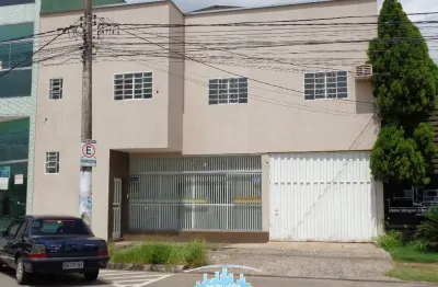 Código 4525 -  aluga galpão na av. zita soares, bairro centro, 480m²