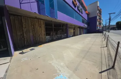 Código 4589 - aluga loja no bairro cidade nobre, 500m², sendo 30m² de frente, térreo com garagem para aproximadamente 10 carros.