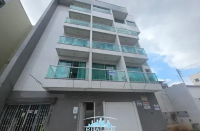 Código 4625 - aluga apartamento na rua ametista, bairro iguaçu, 110m², 03 quartos, sendo 01 suíte com armários e sacada, 01 banheiro social com armário, sala/copa com sacada, cozinha com armário, área