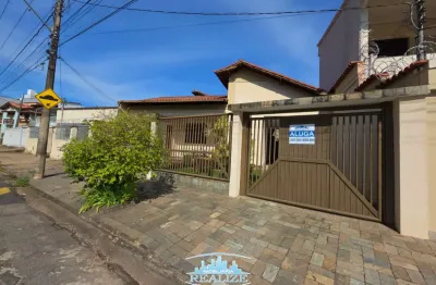 Código 4607 -   aluga casa no bairro cariru , 03 quartos com gaurda roupas, sendo uma suíte com ar condicionado