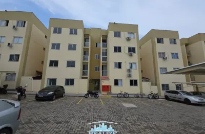 Código 4645 - aluga apartamento na rua dos guajajaras, n°25, bairro iguaçu, 3° andar, sem elevador, 02 quartos, sala/copa com sacada, cozinha com armário, área de serviço, 01 banheiro social, 01 vaga