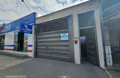 Código 4659 - aluga apartamento na av. jk, bairro jardim panorama, 120m² de área privativa, 1° andar, 03 quartos, sendo 01 suíte com sacada, 02 salas, 01 banheiro social, copa, cozinha, área de serviç