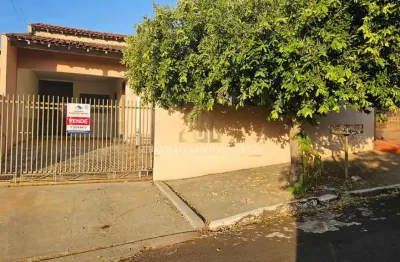 Casa com 3 quartos à venda no Conjunto Vítor Dantas, Cornélio Procópio 