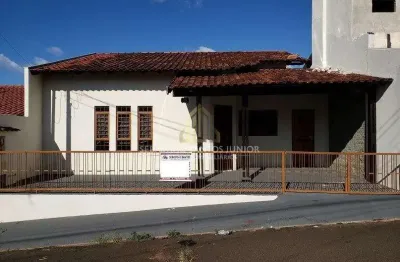 Casa à Venda no Fortunato Sibim, Cornélio Procópio – 3 Quartos