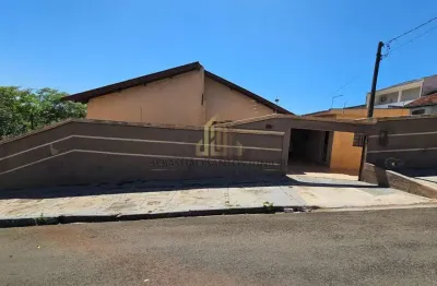 Casa à venda em vila ipiranga, cornélio procópio por r$580.000