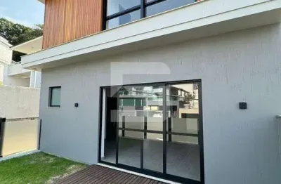 Casa com 3 quartos à venda na Rua Acelon Eduardo da Silva, Córrego Grande, Florianópolis