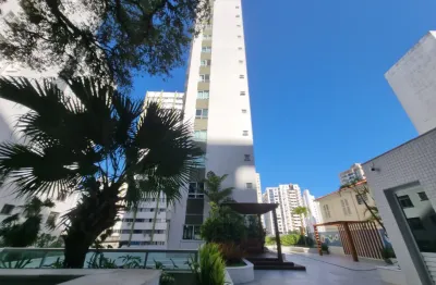 Apto  na vitoria  2 suites + dependencia  6 garagens soltas oportunidada