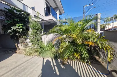 Sobrado com 03 dormitórios no loteamento jardim botânico – são josé