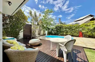 Casa com 4 quartos à venda, 296 m² por r$ 4.350.000 - jurerê internacional - florianópolis/sc