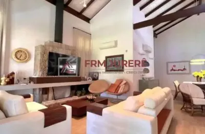 Casa com 4 quartos à venda na rua das garoupas, 121, jurerê internacional, florianópolis por r$ 9.800.000