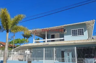 Casa com 6 quartos à venda na avenida jacarandá, 1103, daniela, florianópolis por r$ 1.970.000