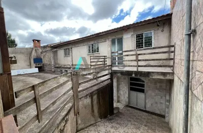Casa  com 03 dormitórios localizada no bairro guarani em colombo por r$549.000,00