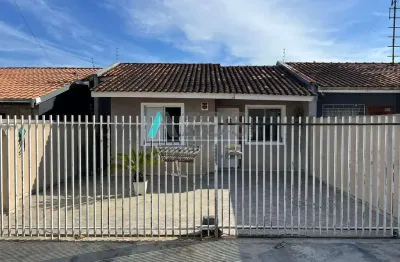 Casa com 03 dormitórios localizada no bairro palmital em colombo por r$350.000,00